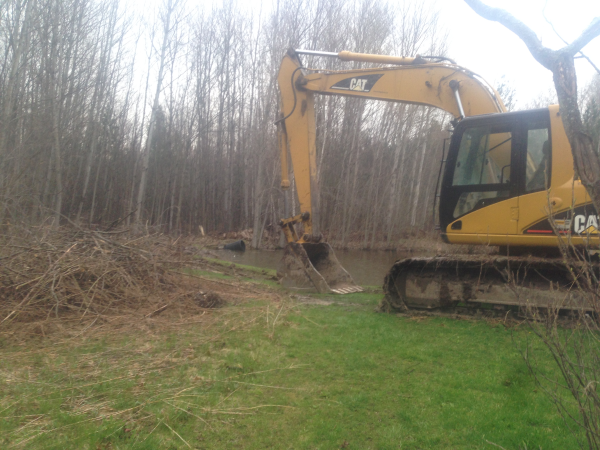 (N) Gladwin, MI pond outlet pipe repair Michiagn) (2) resized 600