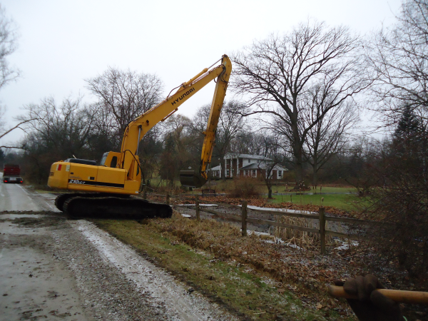 Ann Arbor long reach excavating Michigan Washtenaw County (11) resized 600