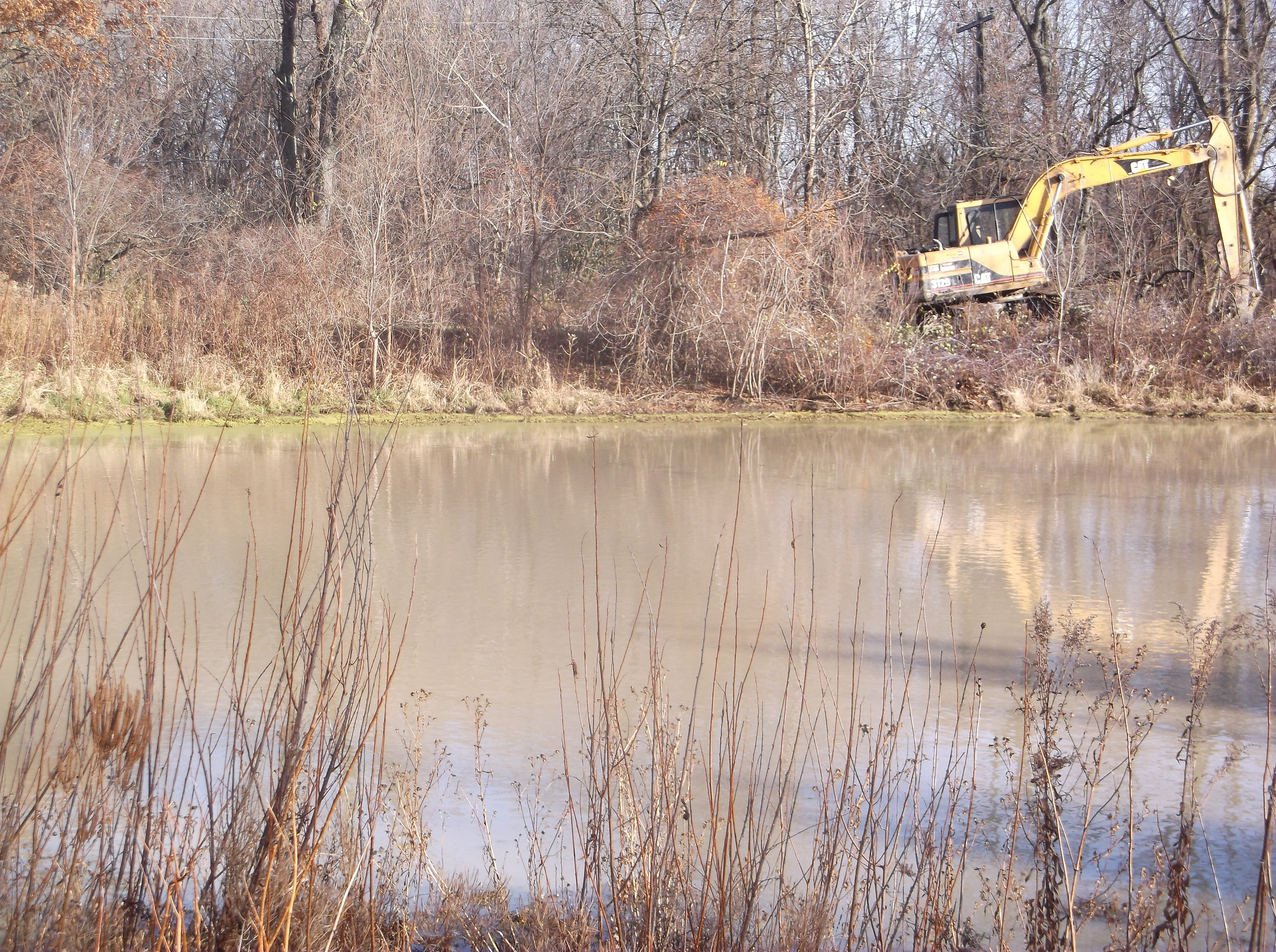 Dave HOA pond berm leak fix (12).jpg