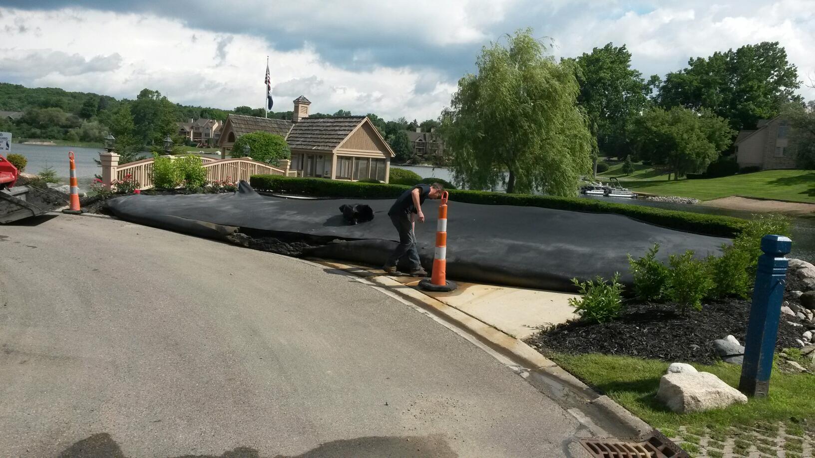 Michigan_hydraulic_dredging_Northville_MI__28.jpg